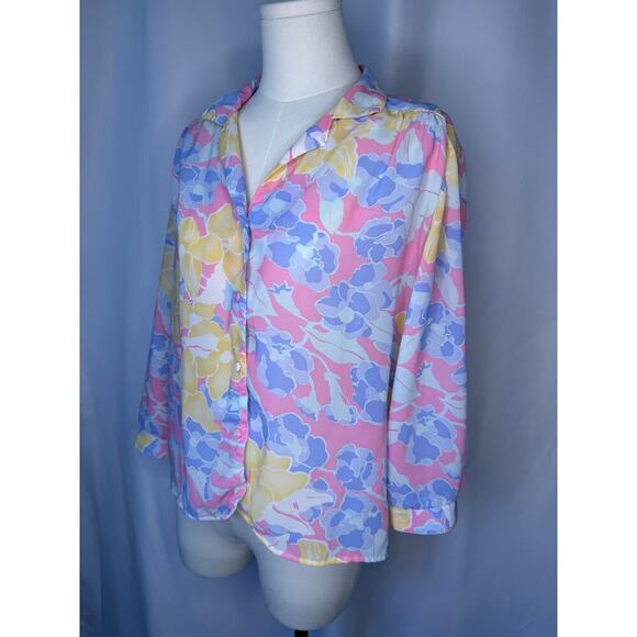 Vintage Floral Blouse -Made In The USA - Picture 3 of 13